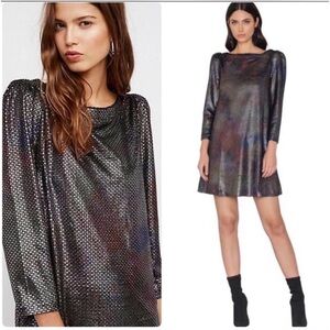 Free People diamonds are forever dress mermaid silver
Excellent pre-loved condit